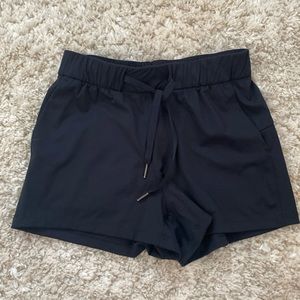 CRZ YOGA Quick Dry Workout Running/workout shorts  2.5” elastic/drawstring XS